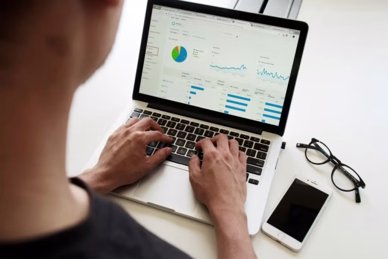 Digital Marketing Guide: How to Boost Your ROAS Without Melting Your Budget